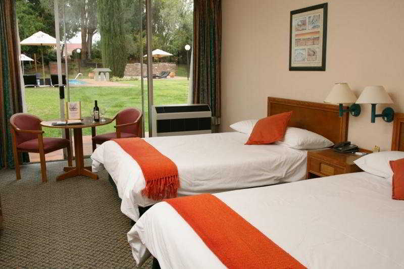 Oudtshoorn Inn Hotel 객실 사진